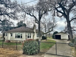 Building Photo - 26997 Rd 164