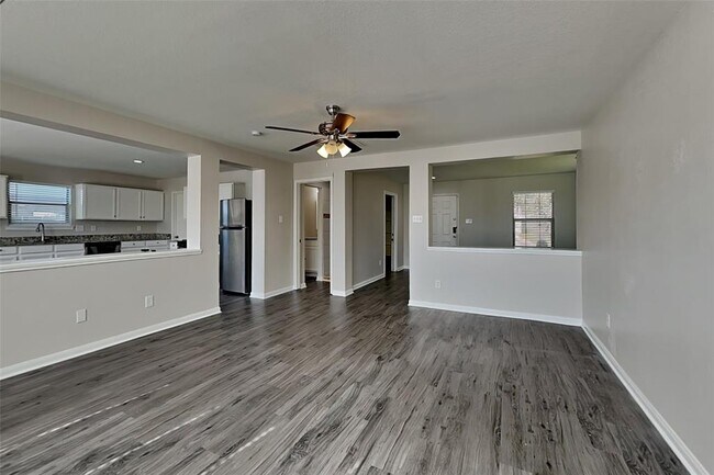 Foto del edificio - 17039 Kemble Creek Dr