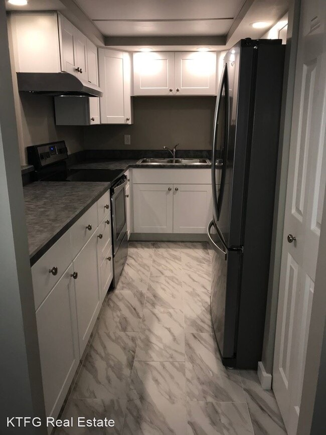 Building Photo - 2 br, 2 bath House - 802 Stratford Dr, Apt 11