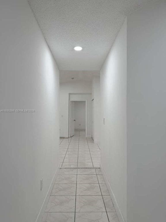 Foto del edificio - 19415 NW 33rd Ct