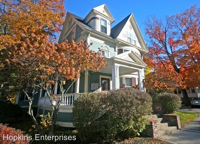Building Photo - 609 Central Ave