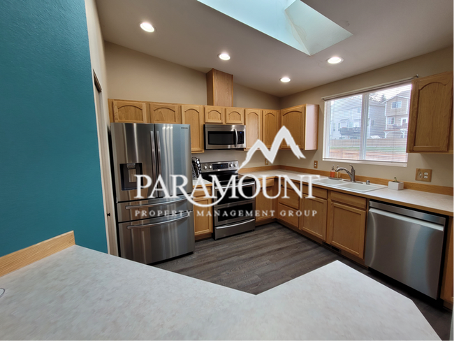 Building Photo - 3 Bedroom 2 Bath in Port Orchard!