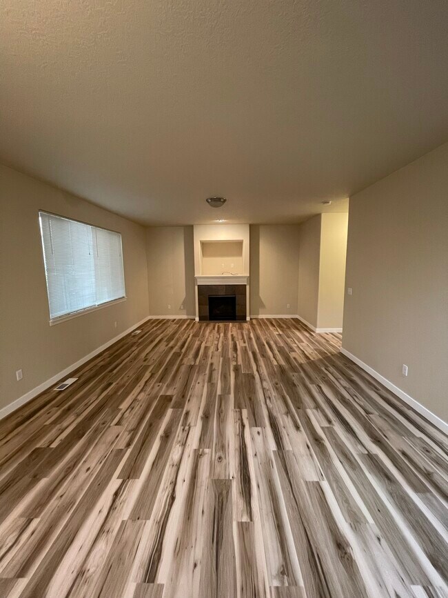 Foto del edificio - 1751 SE Water Lily St