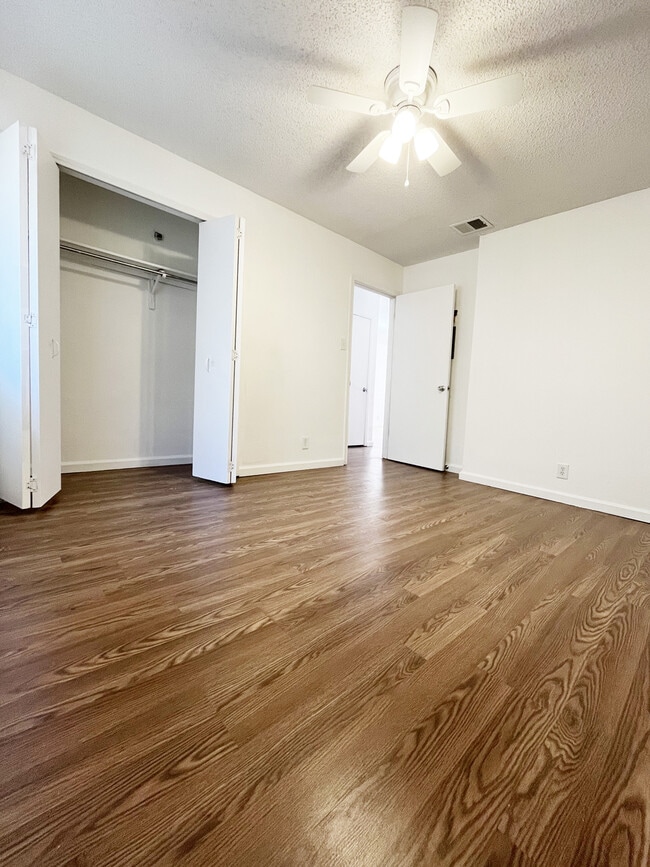 Foto del edificio - 14431 Edgemont St