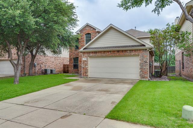 Building Photo - 1209 Shamrock Dr