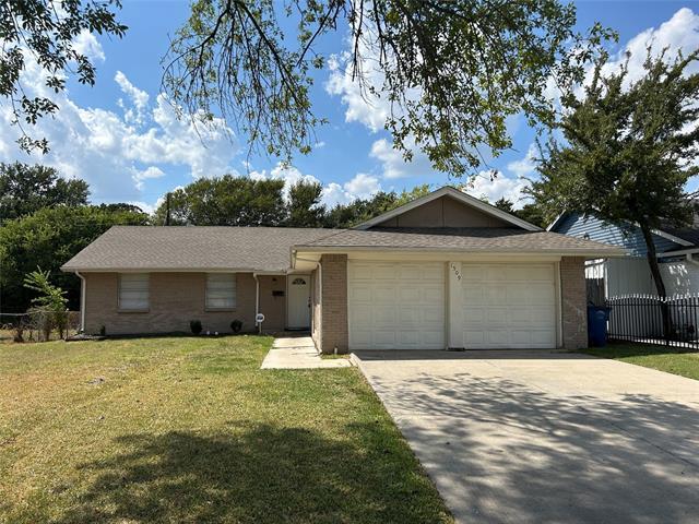 Primary Photo - 1509 Algonquin Dr