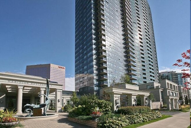 Photo du bâtiment - Meridian Residences