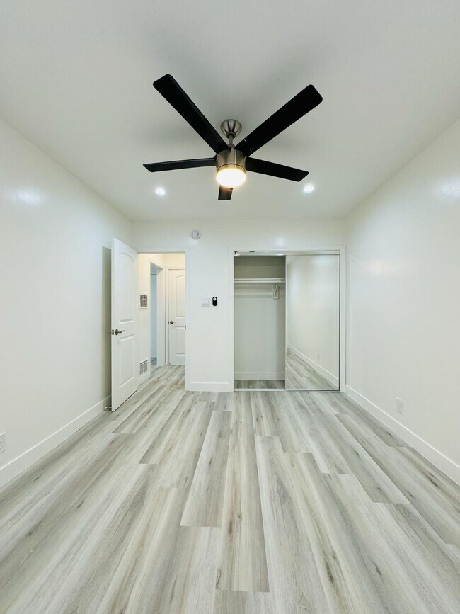 Building Photo - 4143 Palmwood Dr