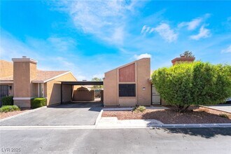 Building Photo - 2338 Jack Pine Way