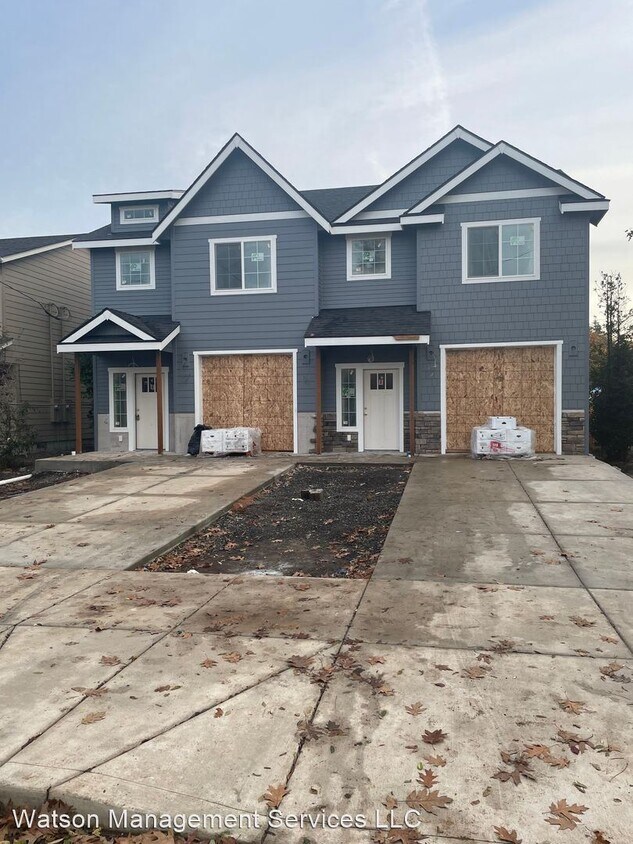 558 Harrison St, Lebanon, OR 97355