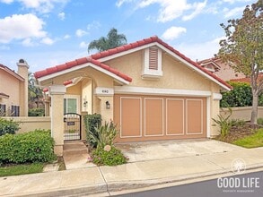 Building Photo - 4140 Caminito Davila