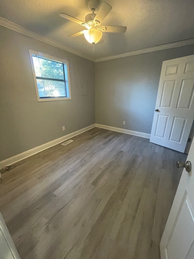 Building Photo - 98-96 Magnolia Harbor Rd