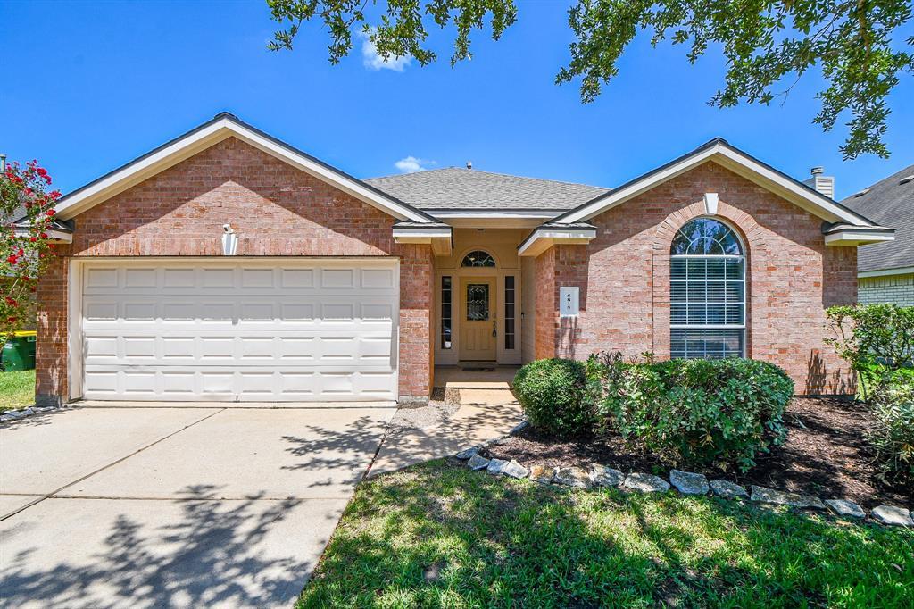 5815 Orchard Spring Ct, Pearland, TX 77581 House for Rent in Pearland