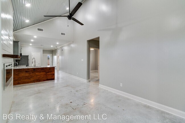 Building Photo - 3 br, 2 bath House - 221 Colorado Rd.  - 2...