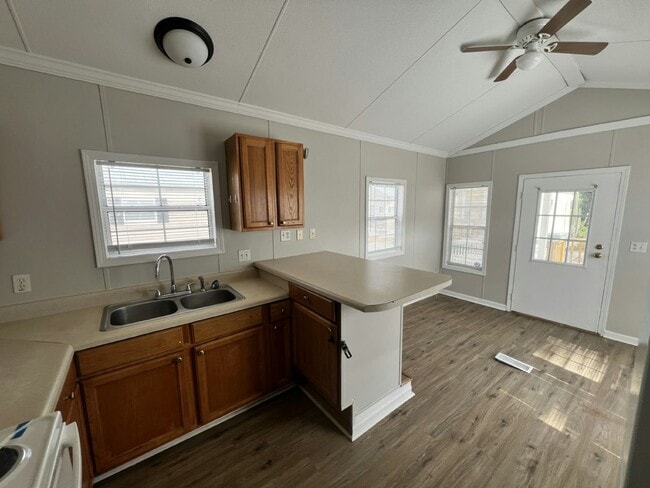 Foto del edificio - 1113 Chicago Bulls St