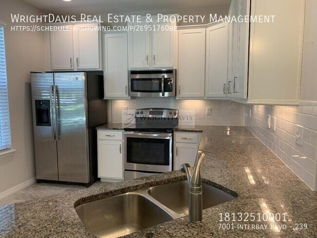Foto del edificio - 7001 Interbay Blvd