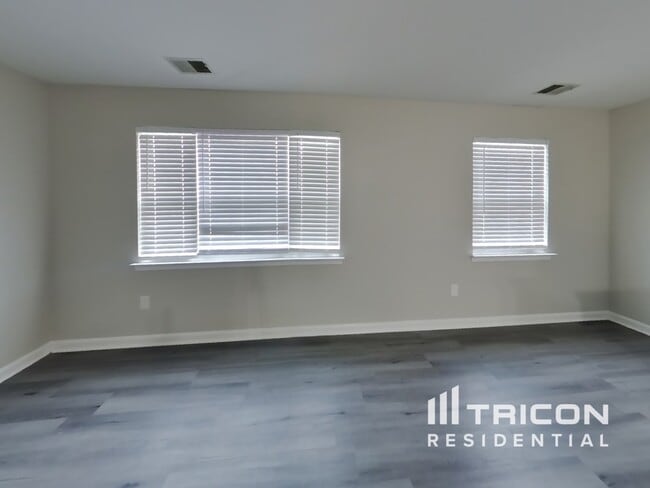Building Photo - 1306 Sutler Terrace