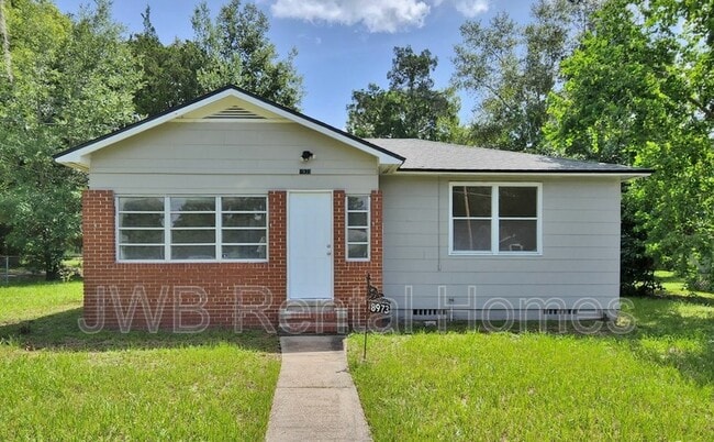 Building Photo - 8973 Van Buren Ave