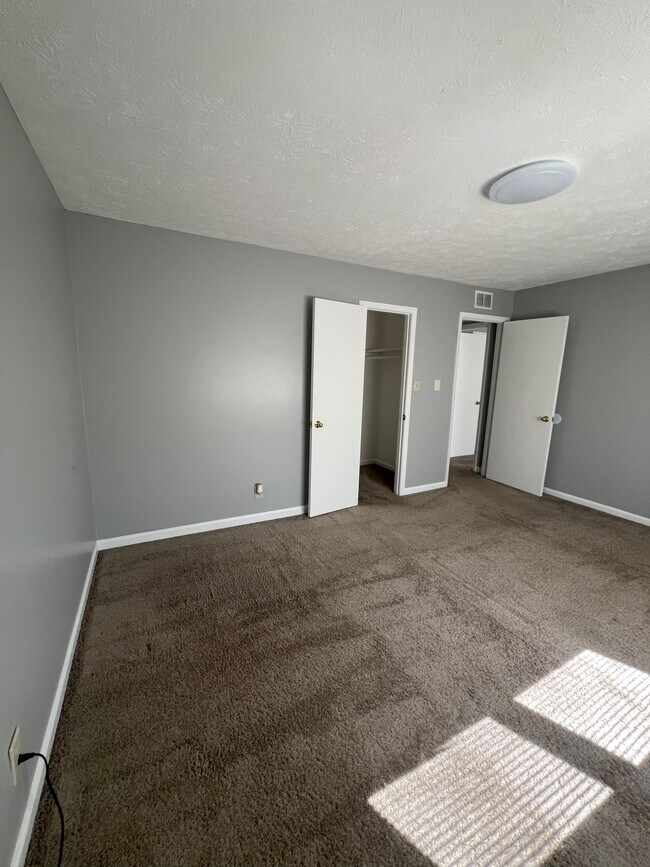 Building Photo - 393 Stone Mountain St