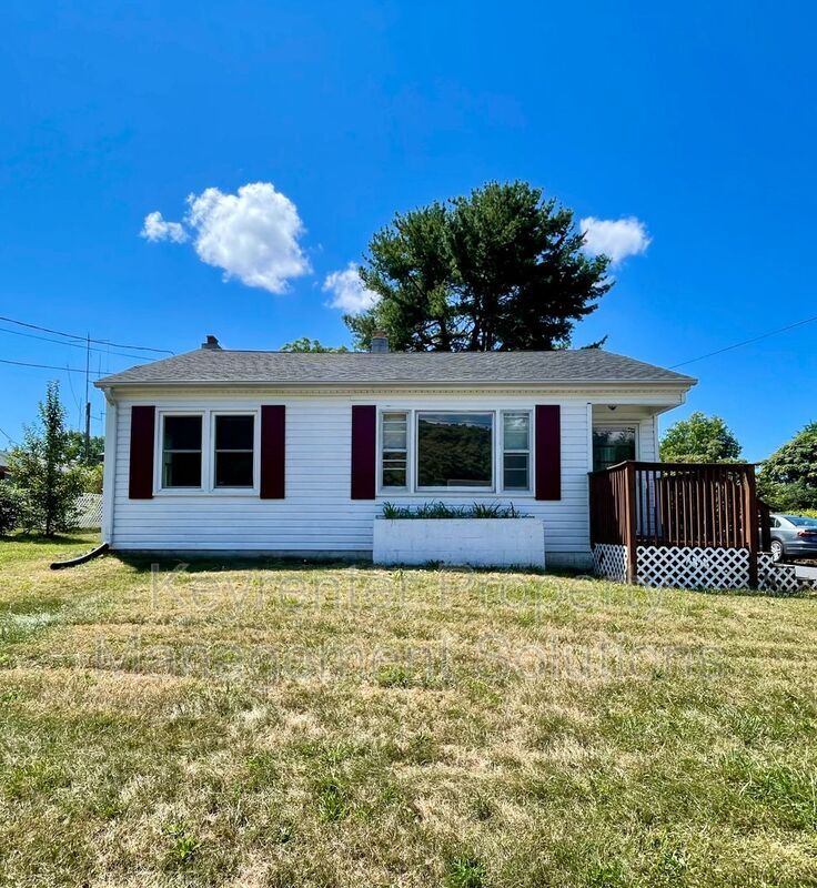 Primary Photo - 350 Campbell St