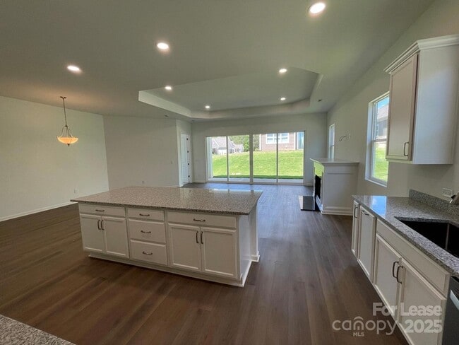 Building Photo - 4625 Kobus Ct.