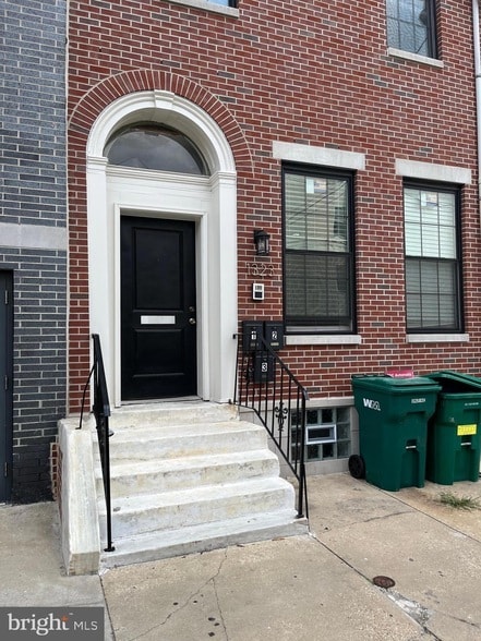 Building Photo - 1323 N 15th St
