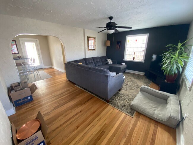 Foto del edificio - Sloan's Lake Living!
