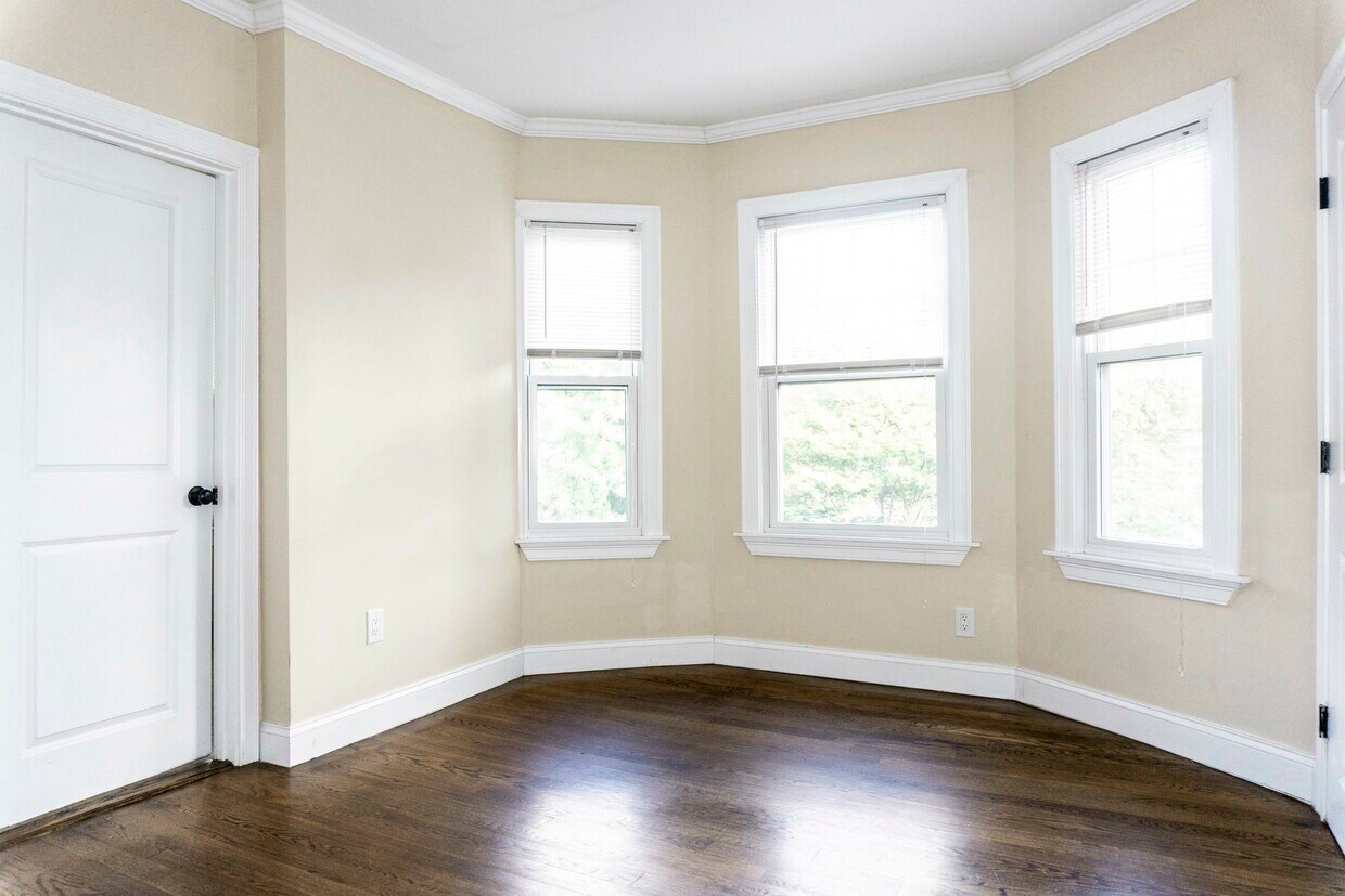 Foto principal - 2965 Washington St