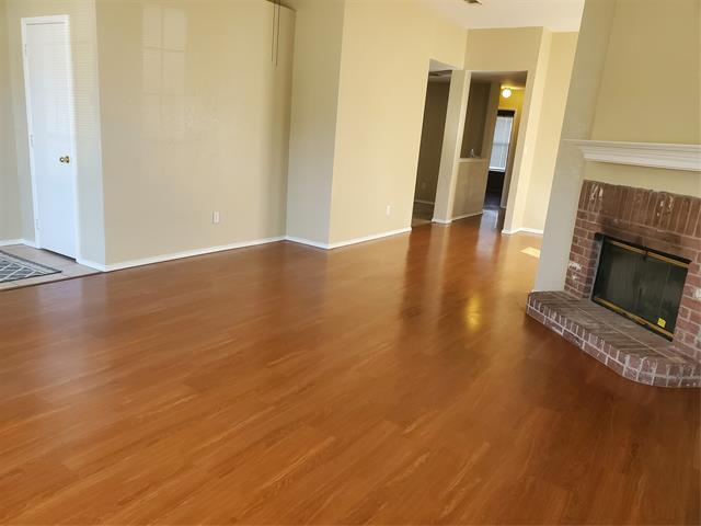 Foto del edificio - 9290 Crimnson Ct