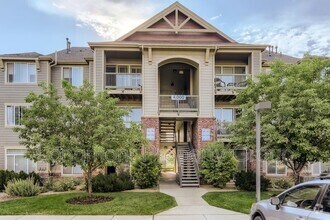 Building Photo - 804 Summer Hawk Dr