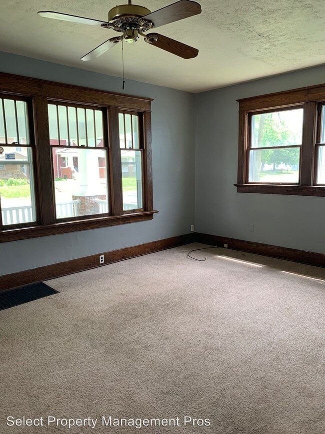 Building Photo - 3 br, 1 bath House - 3606 Harrison St