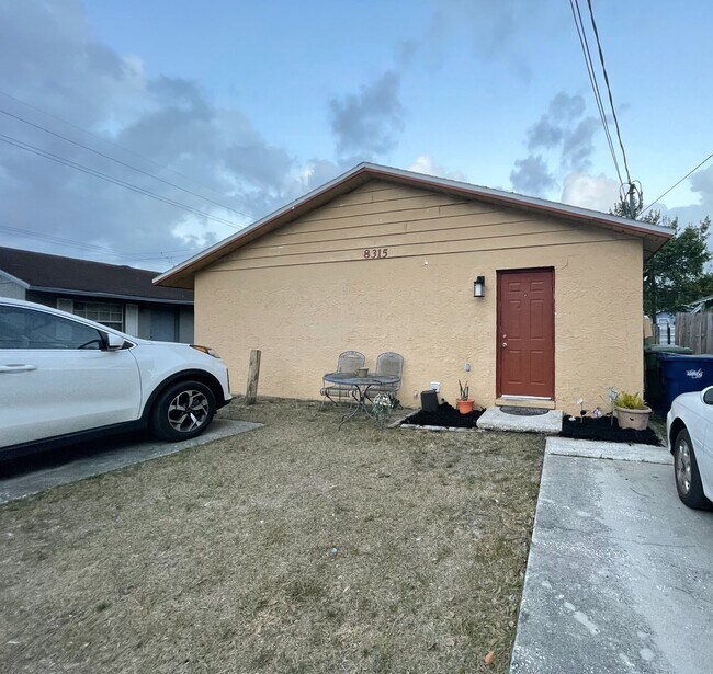 Foto del edificio - 8315 N Semmes St