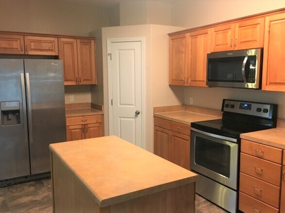 Foto del edificio - 90 Summer Hill Way