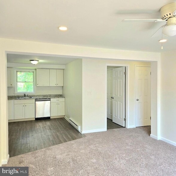 Primary Photo - 1223 N Keim St