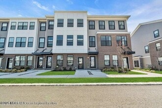 Building Photo - 50 Midway Rd S Building Photo - 50 Midway Rd S