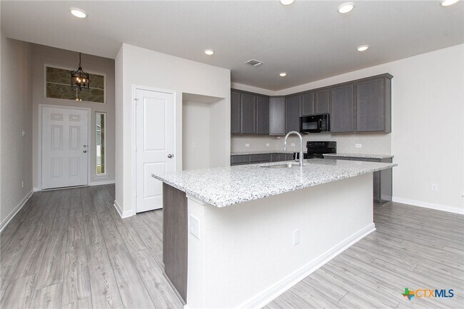 Foto del edificio - 9806 Kensley Rose Dr