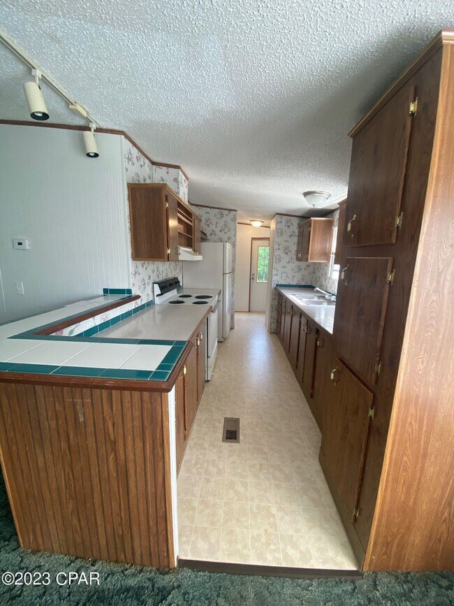 Foto del edificio - 9725 Bear St