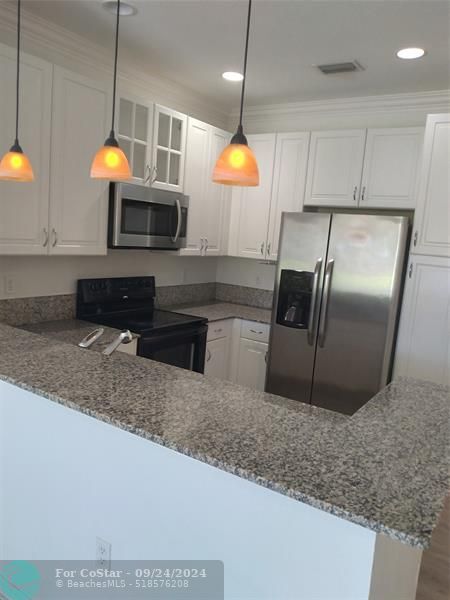 Foto del edificio - 2812 SW 81st Ave