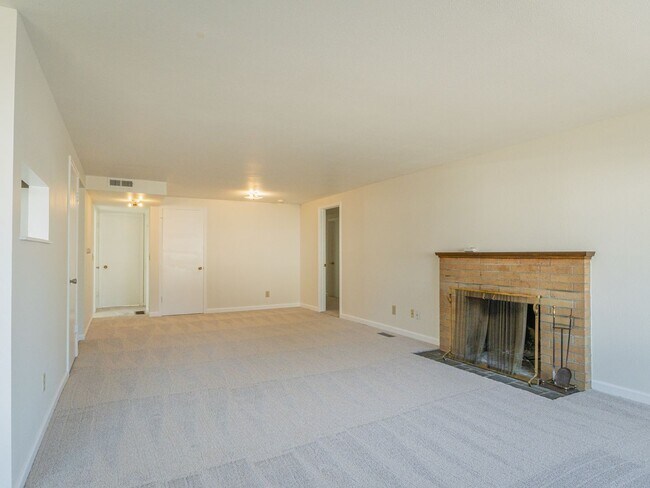 Foto del edificio - 3 bedroom 2 bathroom Auburn Home!