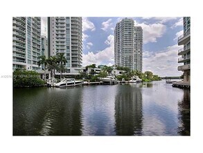 Building Photo - 200 Sunny Isles Blvd
