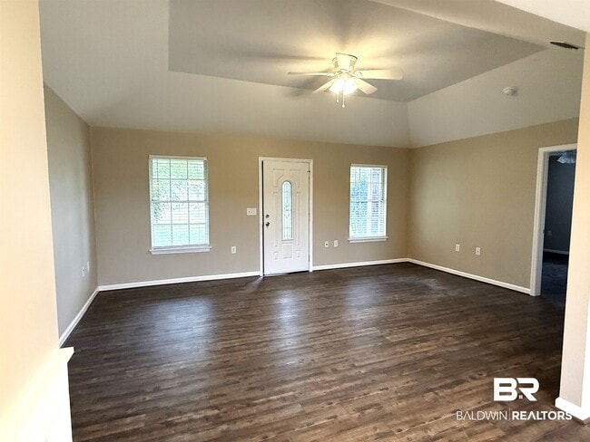 Foto del edificio - 14287 Lexington Dr