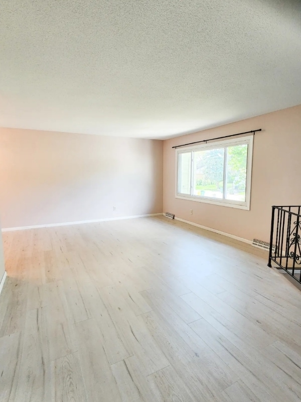 Building Photo - 7201 79th Ave N