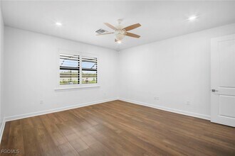 Building Photo - 19001 Aqua Shore Dr