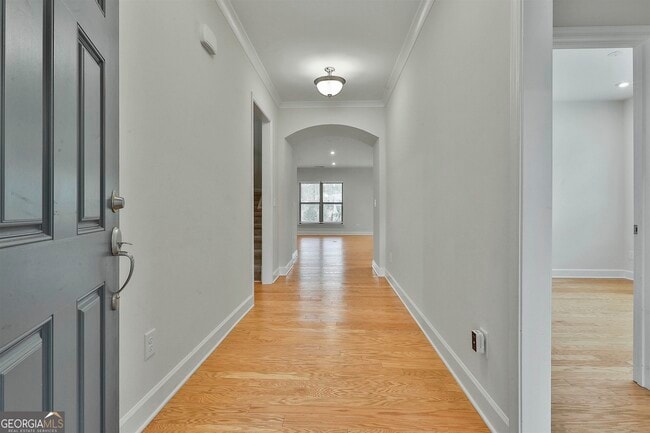 Building Photo - 330 Elkins Pl