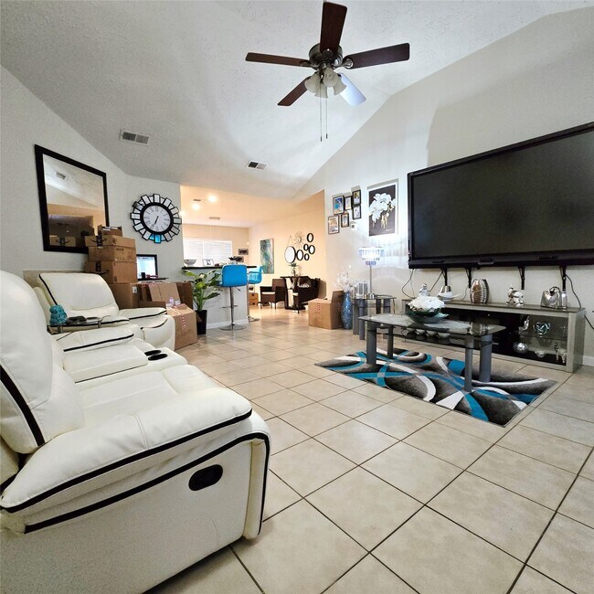 Foto del edificio - 3722 Westheimer Pl Dr