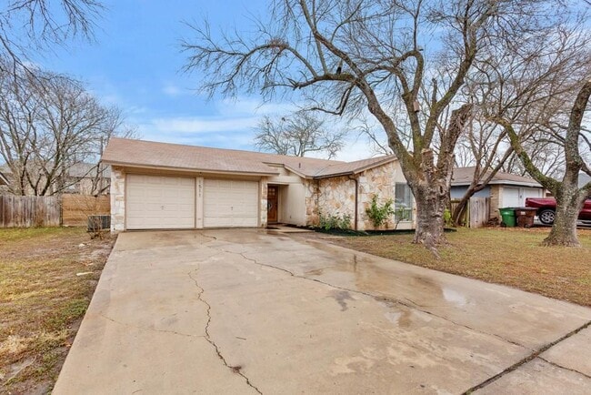 Building Photo - 1511 Sagebrush Dr