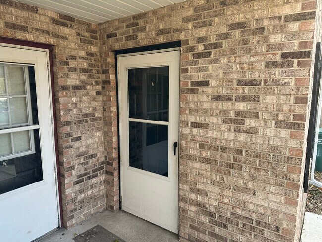 Foto del edificio - 4476 3rd St