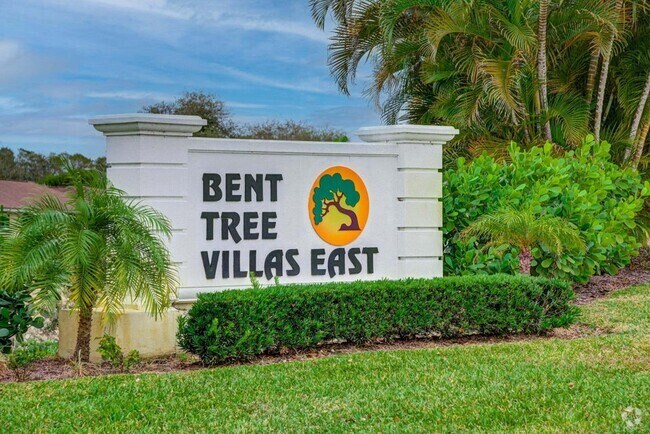 View of Bent Tree/Boynton Beach Apartments for Rent with Extra Storage ...