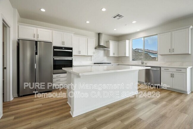 Foto del edificio - 25386 Luna Peak Rd