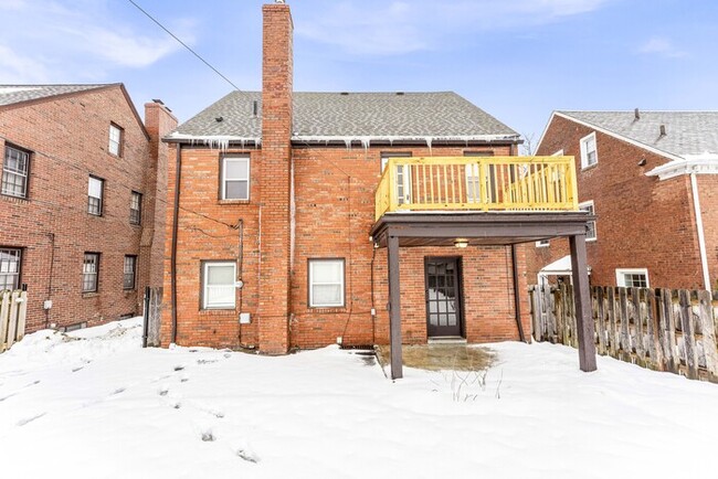 Building Photo - 2555 Saybrook Rd